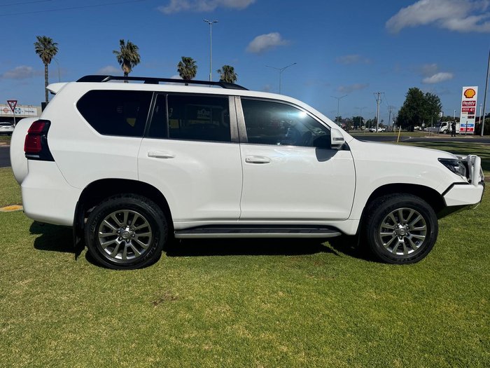 2021 Toyota Landcruiser Prado VX