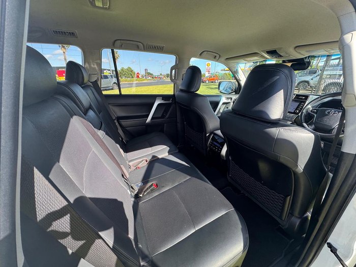 2021 Toyota Landcruiser Prado VX