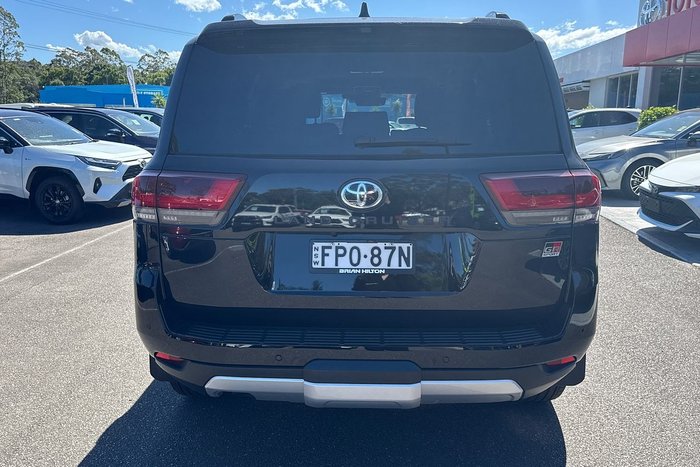 2025 Toyota Landcruiser GR Sport