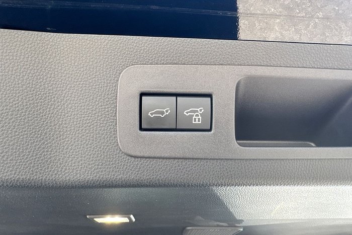 2025 Toyota Landcruiser GR Sport