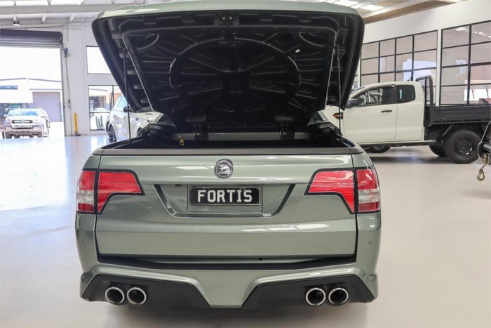 2013 Holden Special Vehicles Maloo R8 GEN-F MY14 Regal Peacock