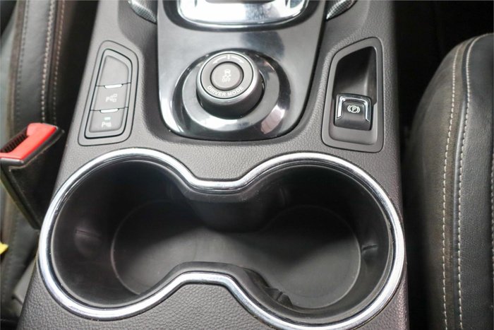 2013 Holden Special Vehicles Maloo R8 GEN-F MY14 Regal Peacock