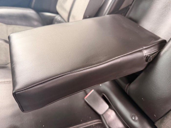 2016 Holden Commodore SV6