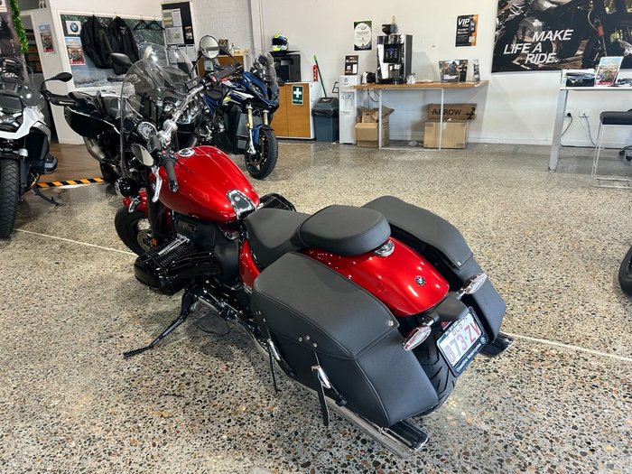 2025 BMW Motorrad R 18 CLASSIC HIGHLINE RACING RED