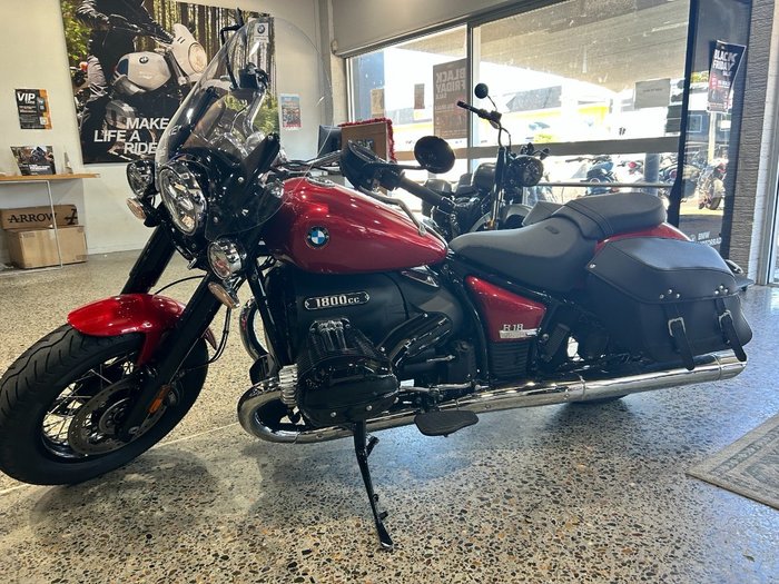 2025 BMW Motorrad R 18 CLASSIC HIGHLINE RACING RED