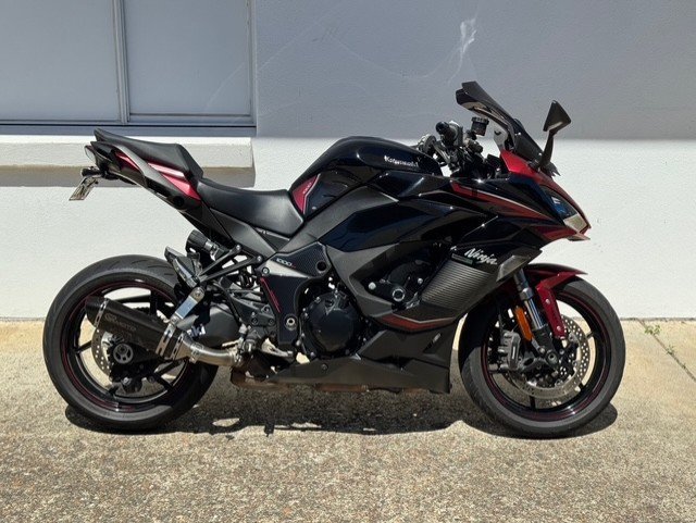 2022 Kawasaki NINJA 1000SX Red/Black