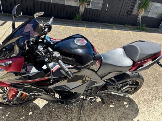 2022 Kawasaki NINJA 1000SX Red/Black