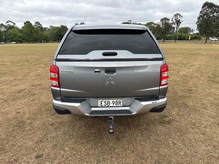 2017 Mitsubishi Triton GLX