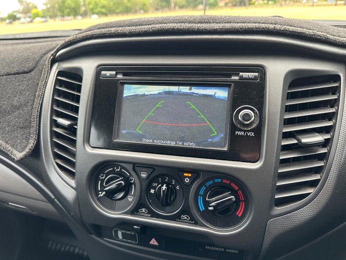 2017 Mitsubishi Triton GLX