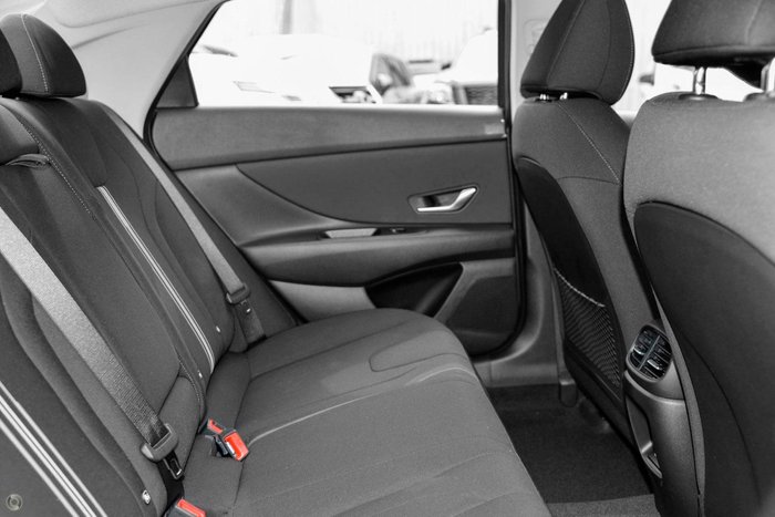 2025 Hyundai i30 Hybrid