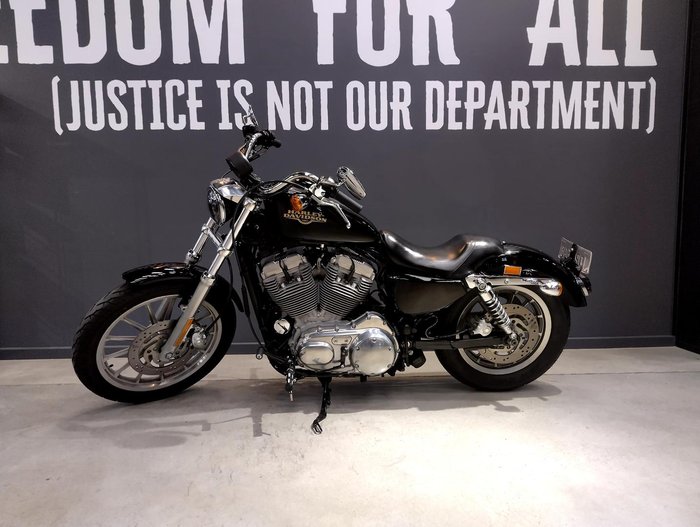 2008 Harley-Davidson Sportster 883 Low (XL883L) Sportster Black