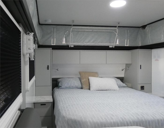 2025 Goldstream 1500 Remote Series