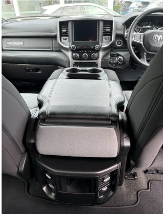 2024 RAM 1500 Big Horn (5-7 Tub)