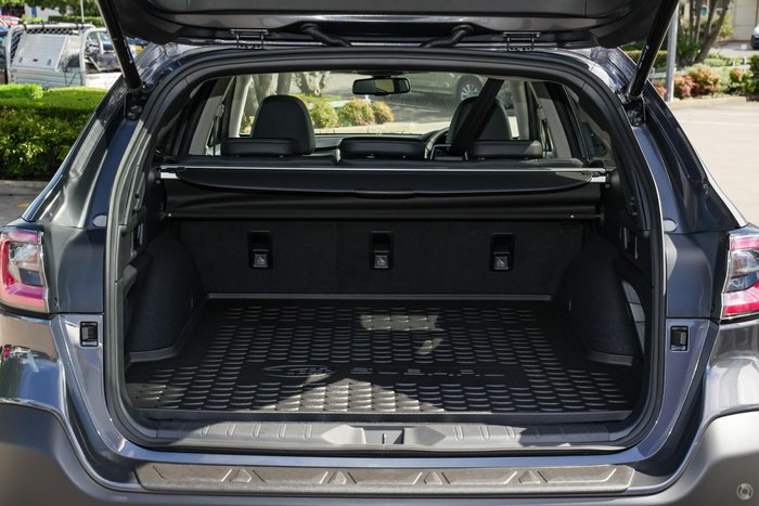 2025 Subaru Outback AWD Touring XT