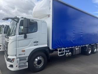 2025 Hino Fs -700 Series FS2632 White