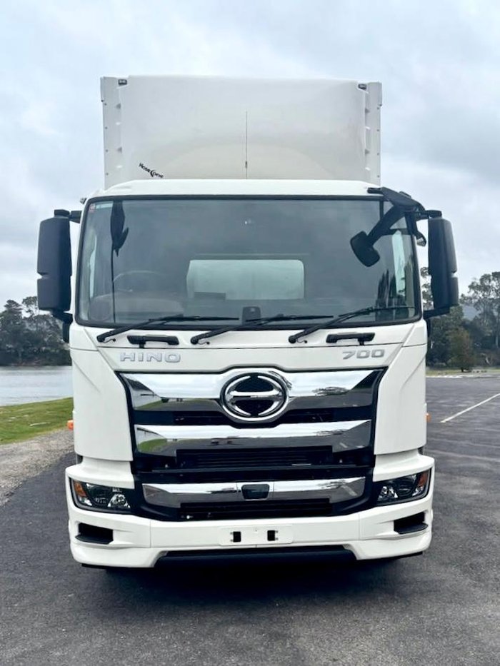 2025 Hino 700 Series