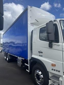 2025 Hino Fs -700 Series FS2632 White