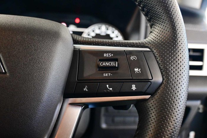 2025 Mitsubishi Outlander LS