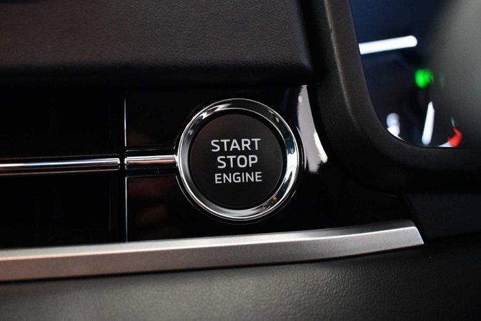 2025 Mitsubishi Outlander LS