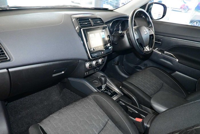 2025 Mitsubishi ASX LS