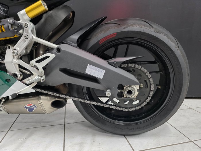 2015 DUCATI 899 PANIGALE Red