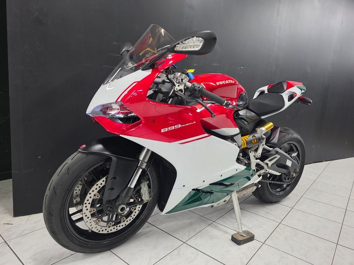 2015 DUCATI 899 PANIGALE Red
