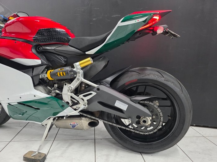 2015 DUCATI 899 PANIGALE Red