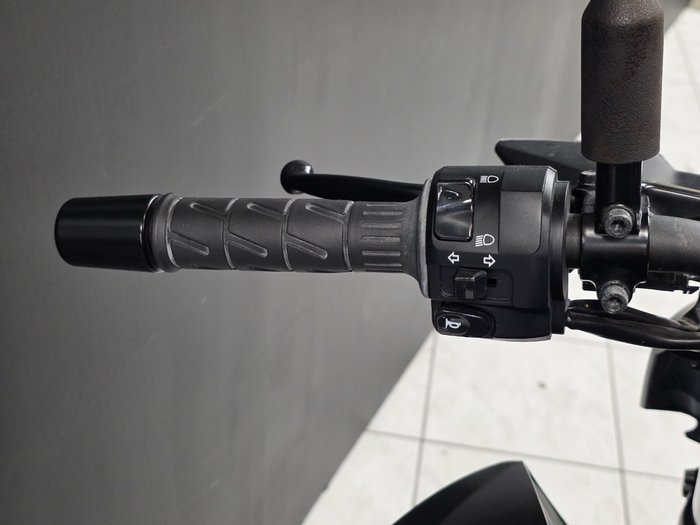 2023 Kawasaki Z400 LAMS Black