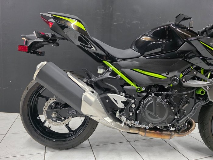 2023 Kawasaki Z400 LAMS Black