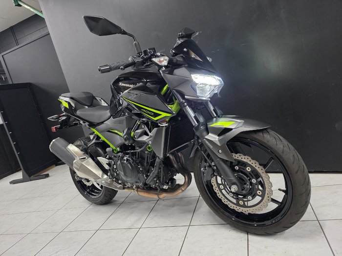 2023 Kawasaki Z400 LAMS Black