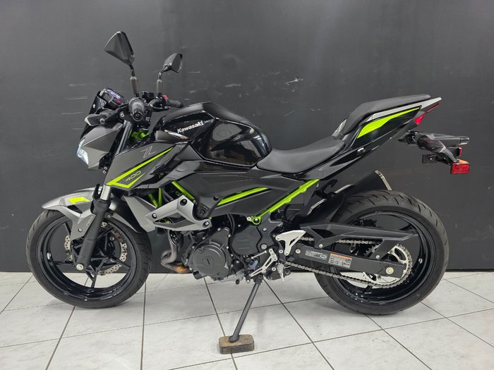2023 Kawasaki Z400 LAMS Black