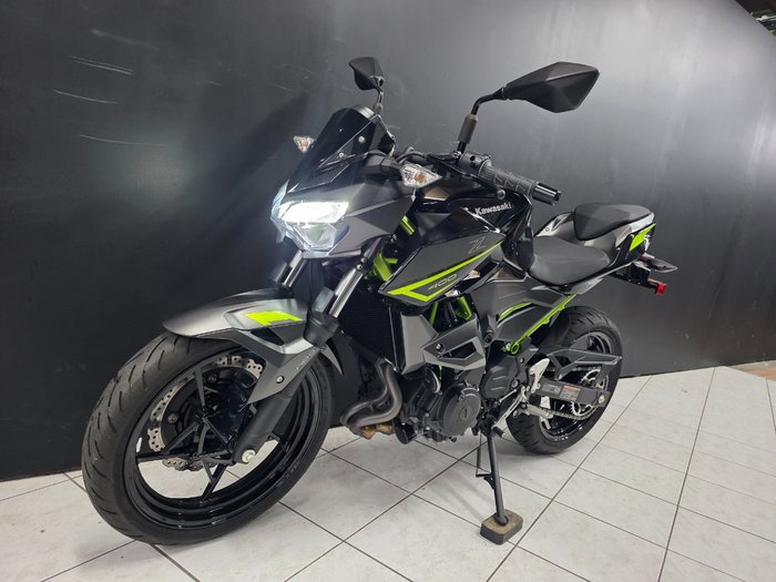 2023 Kawasaki Z400 LAMS Black
