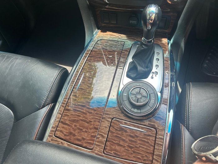 2017 Nissan Patrol Ti