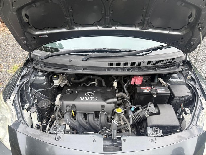 2006 Toyota Yaris YRX NCP93R Silver Lining