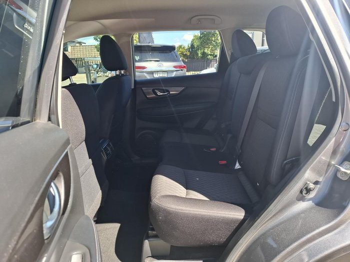 2018 Nissan X-TRAIL ST