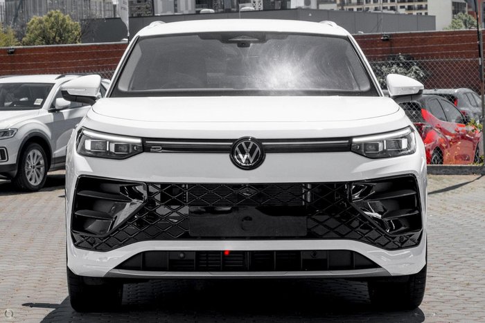 2025 Volkswagen Tayron 195TSI R-Line R4 MY25 Four Wheel Drive Pure White