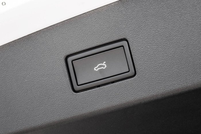 2025 Volkswagen Tayron 195TSI R-Line R4 MY25 Four Wheel Drive Pure White