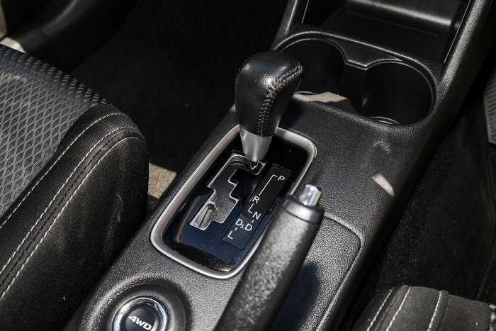 2016 Mitsubishi Outlander LS