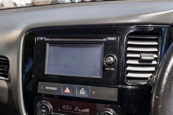 2016 Mitsubishi Outlander LS