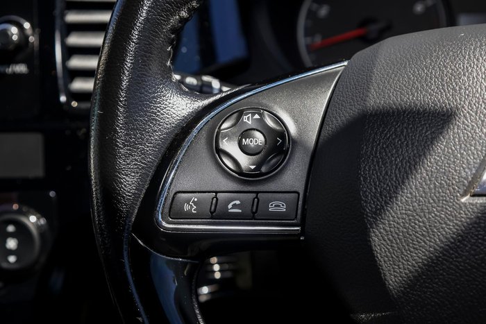 2016 Mitsubishi Outlander LS