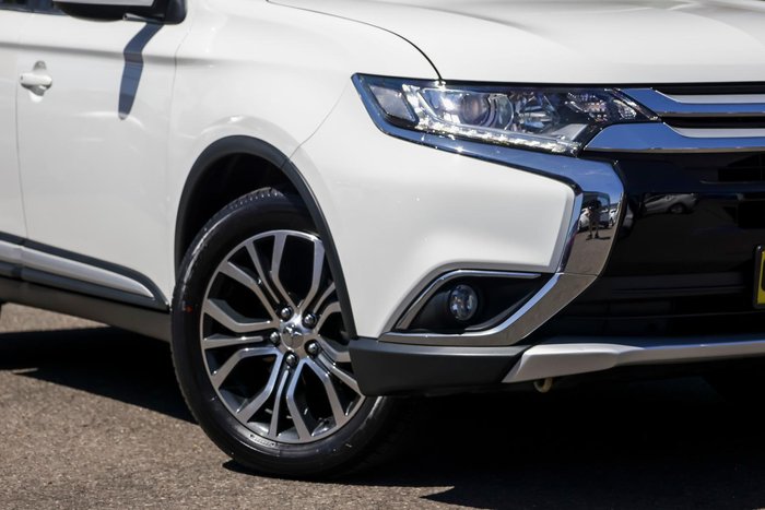2016 Mitsubishi Outlander LS