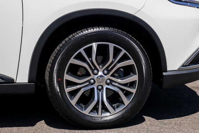 2016 Mitsubishi Outlander LS