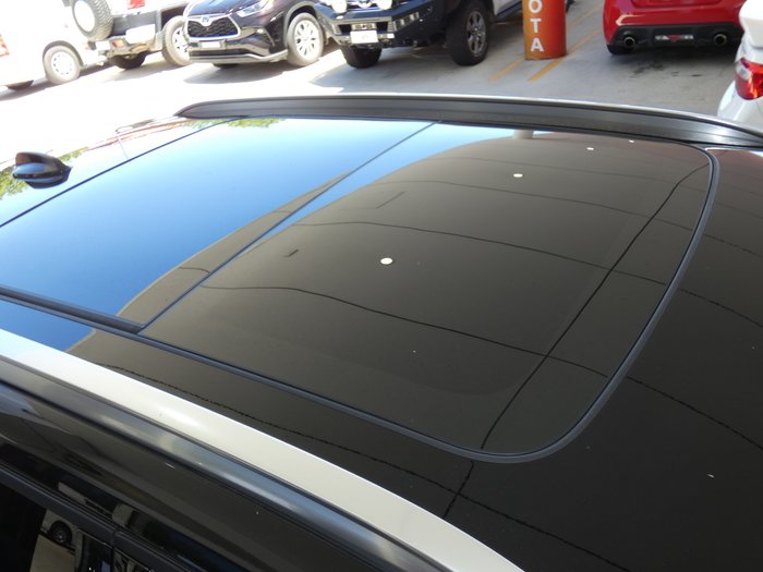 2022 Volvo XC40 Plus B4