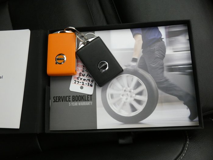 2022 Volvo XC40 Plus B4