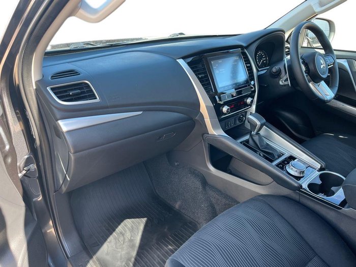 2024 Mitsubishi Pajero Sport