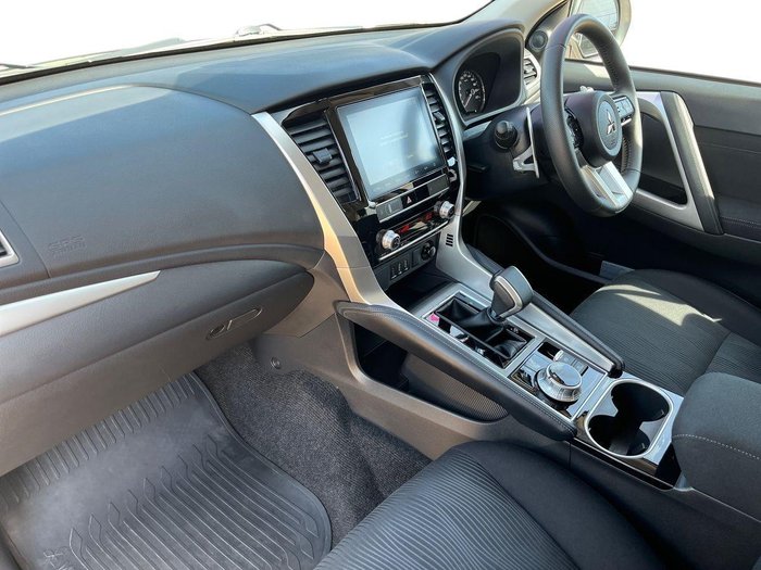 2024 Mitsubishi Pajero Sport