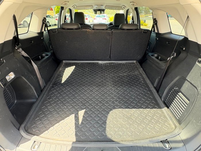 2024 Isuzu MU-X LS-T