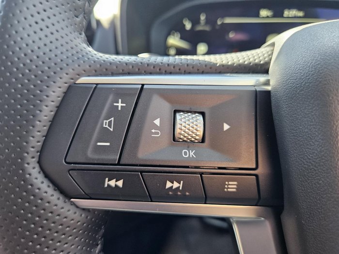 2025 Mitsubishi Outlander LS