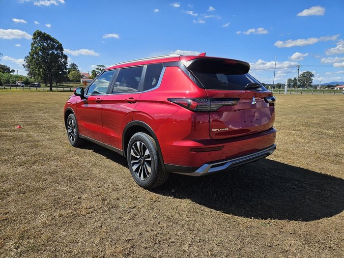 2025 Mitsubishi Outlander LS