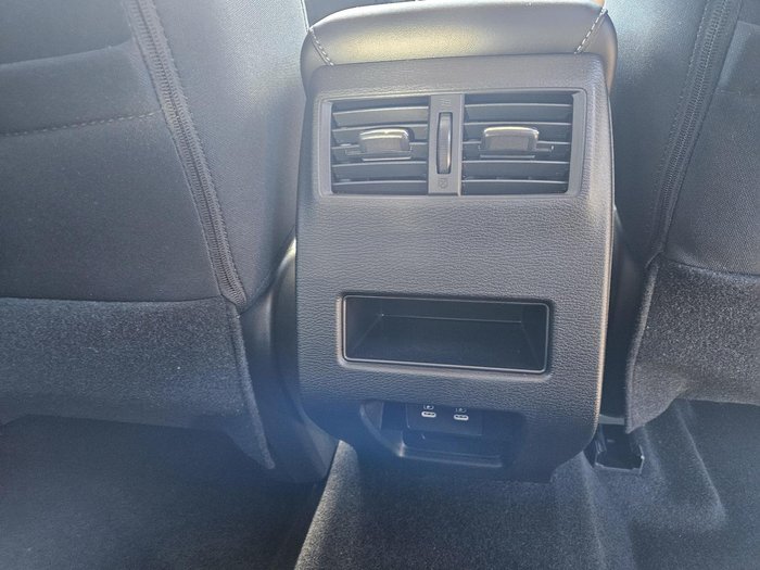 2025 Mitsubishi Outlander LS